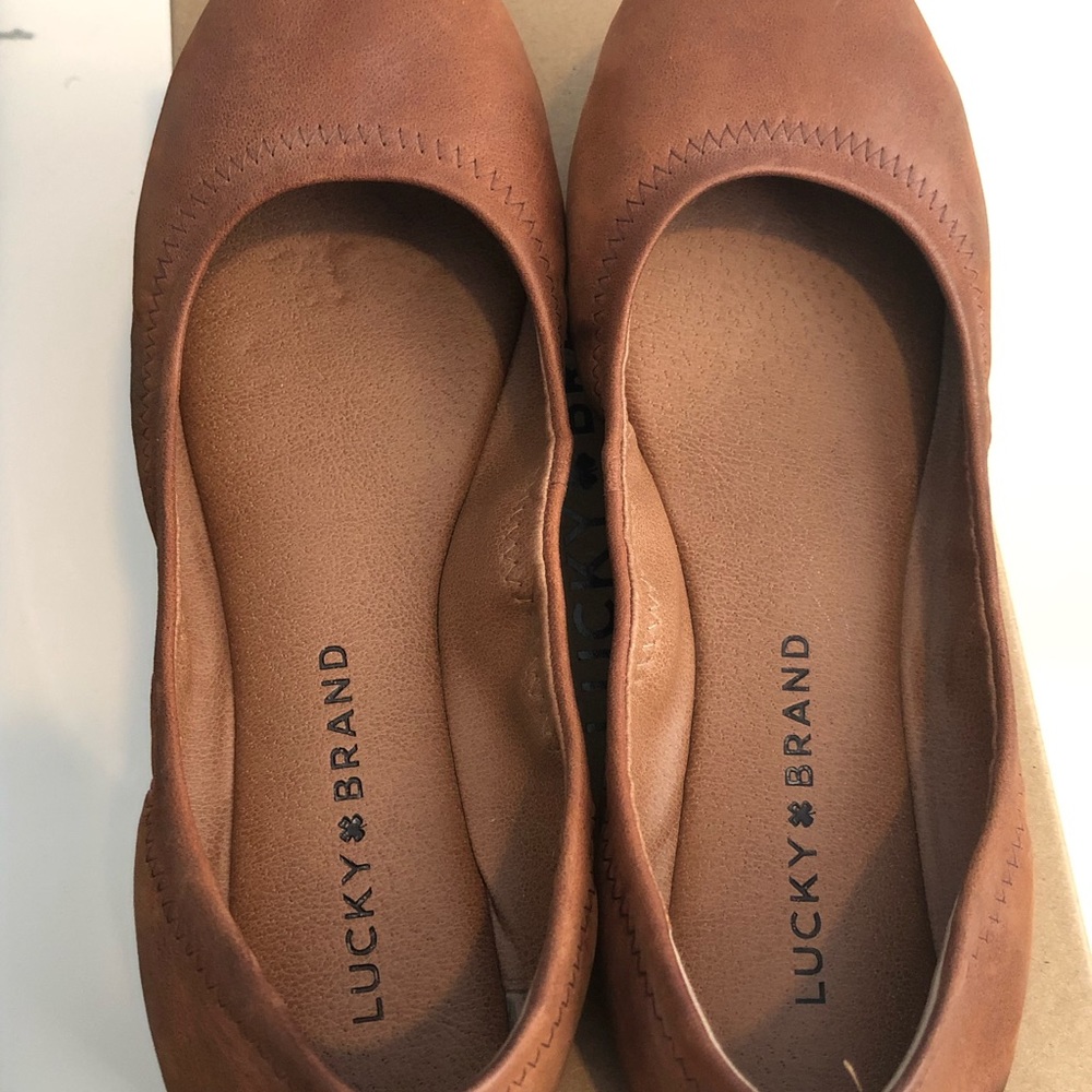 Lucky Brand leather flats in Bourbon color. Sz 7.5